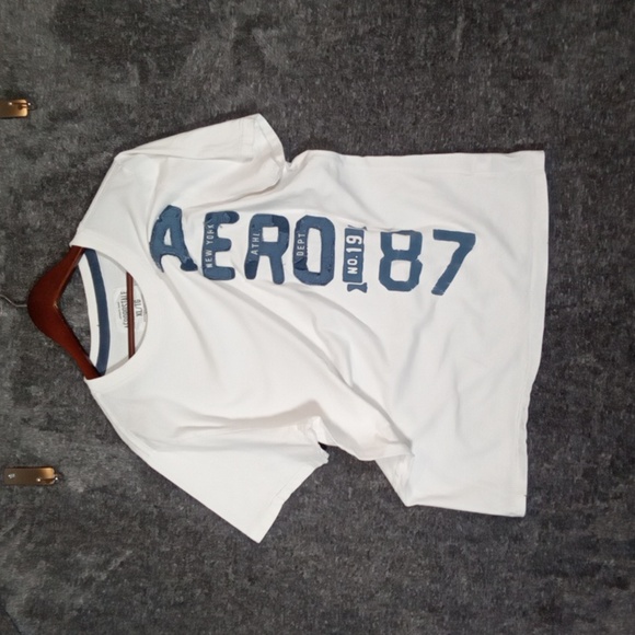 Aeropostale White and Blue Logo Tee Distressed Letters Mens XL 2011 - Picture 2 of 8